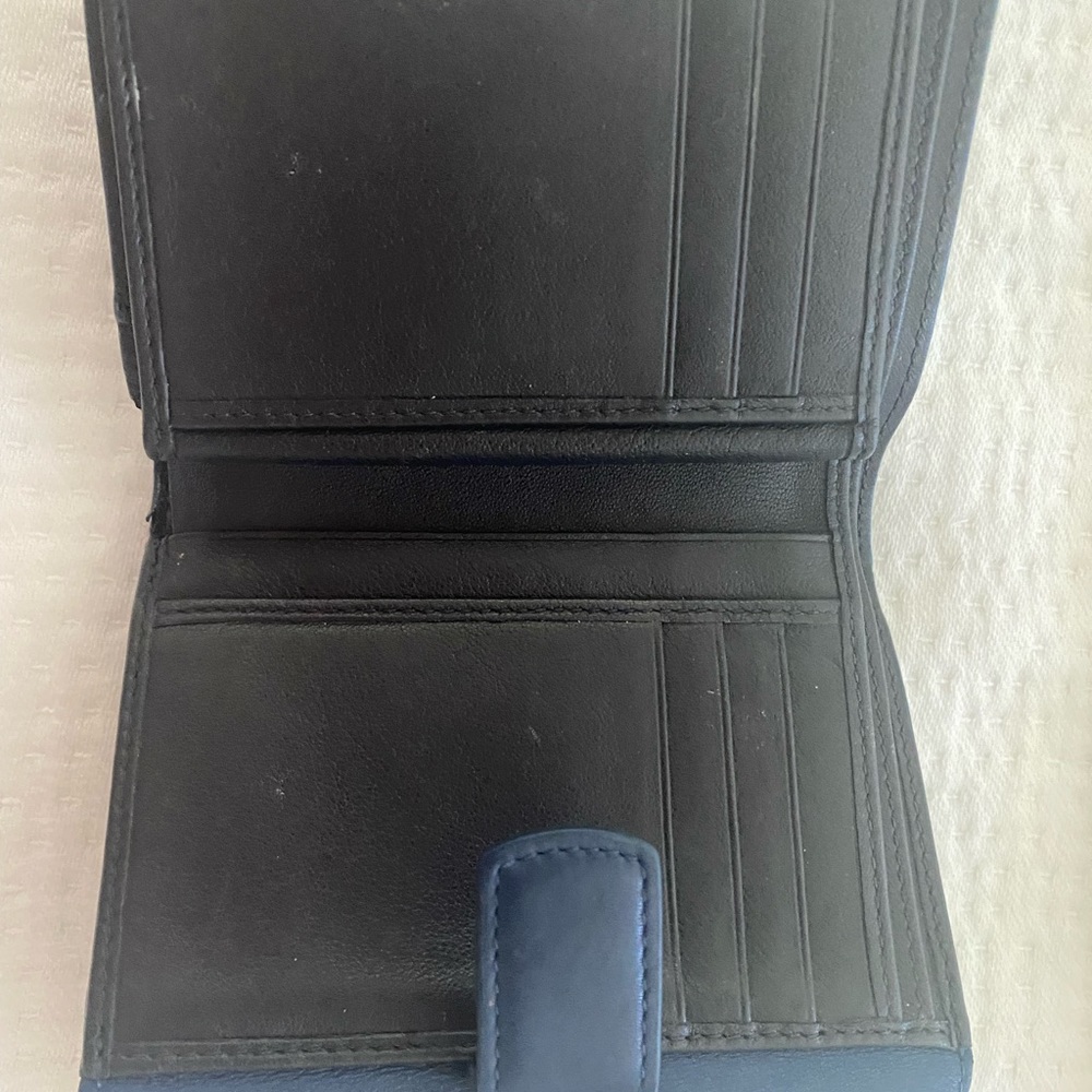 Christian Dior Wallet - Picture 9 of 9